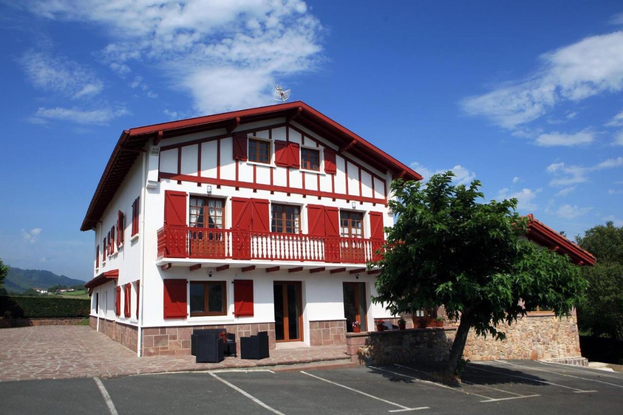Apartamentos Armua Zugarramurdi Exterior photo